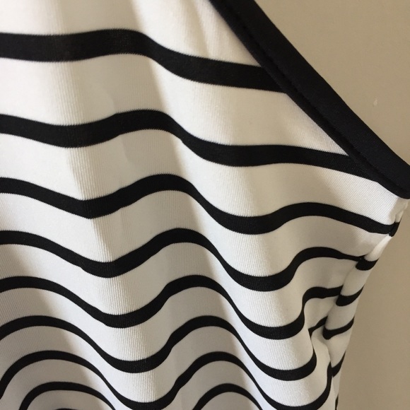 Racer Back Dress - Picture 6 of 8